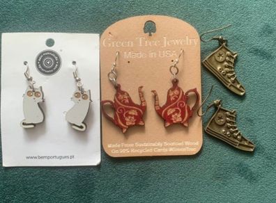 3 pairs of brand new earrings