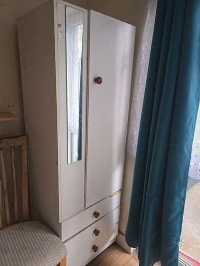wardrobe