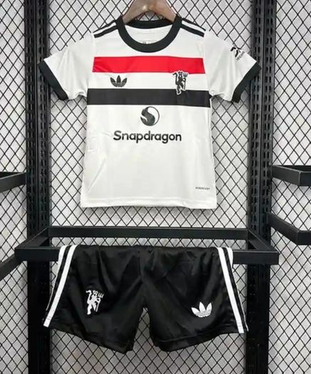 Man united away kid sizes  season 24/25