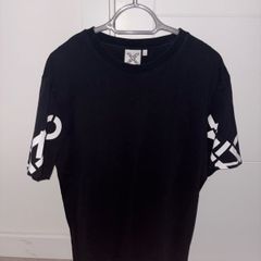 Kenzo size L tshirt
