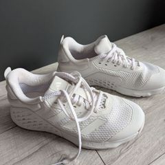 Adidas dropset 3 trainers.