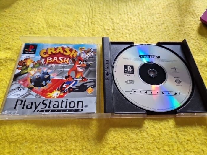 Crash Bash PlayStation1 ps1 PlayStation2 ps2 games Original