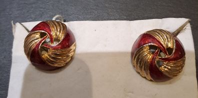 Clip on earrings
