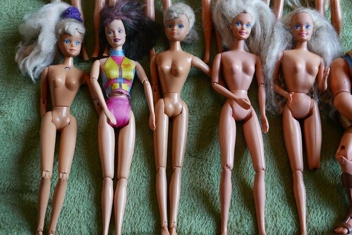 Vintage Barbie Collection, over 40 pieces (1966,1993,1994,1995,1999)