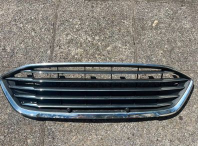 Ford Focus  Chrome Grid