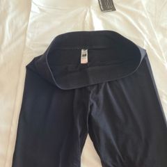 Two Pairs Capri Leggings Medium