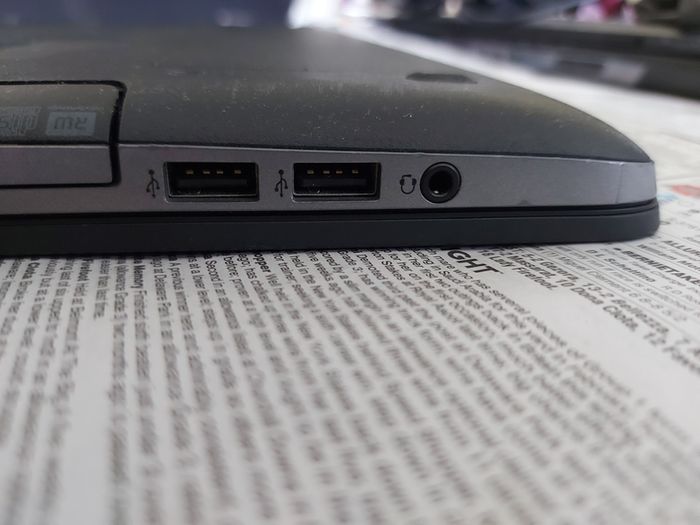 HP ProBook 455 G2, AMD A6 PRO-7050B R4, 5 Compute Cores 2C + 3G, 2.2GHz, 4 GB Ram, 1 Terrabyte HDD, windows 10, Microsoft Edge, Chrome and VLC