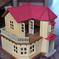 Sylvanian families house
