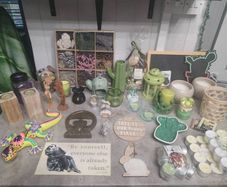 Large Home Decor Bundle 50+ Pieces decorations Boho Shabby Natural Modern style, Excellent Condition
