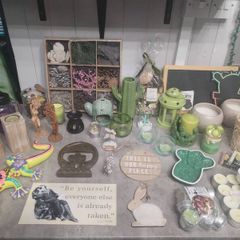 Large Home Decor Bundle 50+ Pieces decorations Boho Shabby Natural Modern style, Excellent Condition