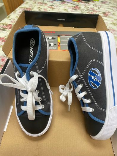 Heely's shoes