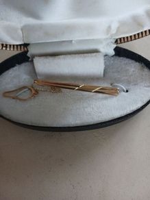 9ct gold tie pin