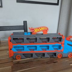 Hot Wheels City Speedway Hauler Player/Car Carrier