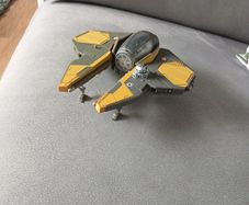 Starwars 2005 fighter model