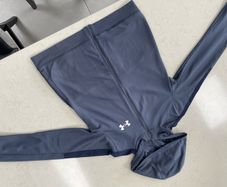 Boys navy zippy top