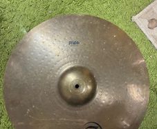 Zildijan, Sabian and Stagg cymbals