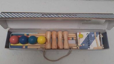 4 Player Lawn Croquet Set.