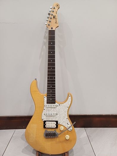 1998 Yamaha Pacifica 812 W