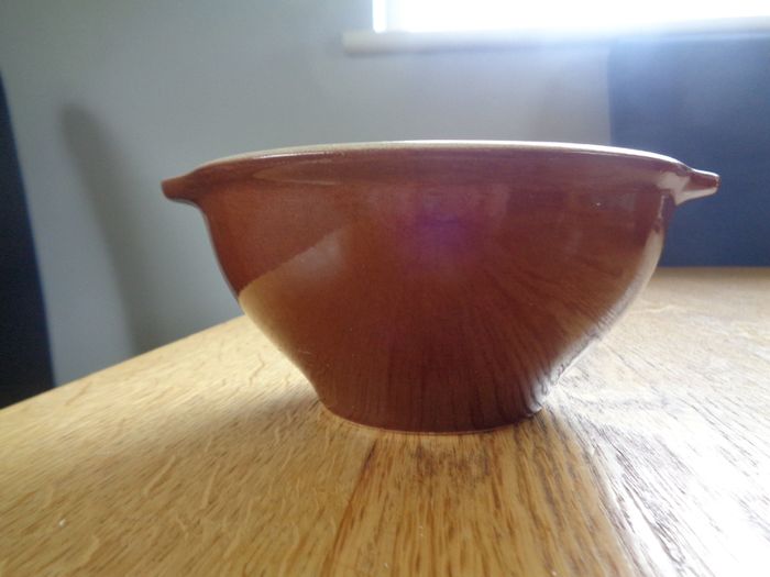French Vintage "Emile Henry Bowls x 2 for Sale