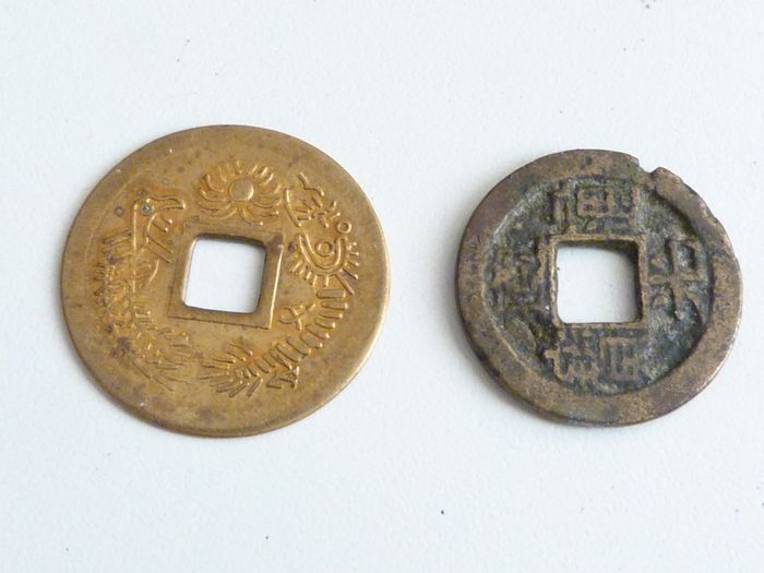 Old Chinese coins