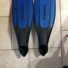 Diving fins