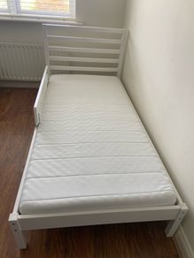 Single Bed with Mattress