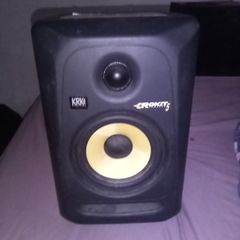 Speaker rocket 5 like new