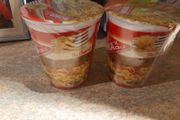 2 koka noodle pots (chicken)