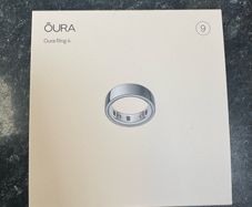 Unopened Oura Ring 4 - Size 9