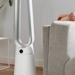Bladless remote control tower fan