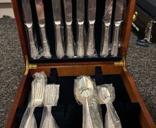 Brand New / Unused Newbridge Cutlery 24pc Collectors Canteen (Factory Wrapped