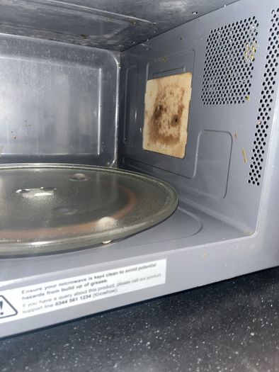 Large microwave kenwood 25litre