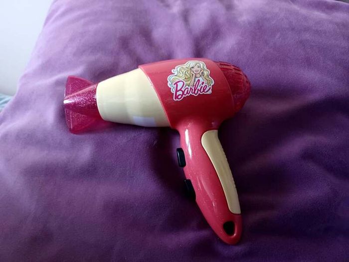 Barbie toy hair dryer - battery operated