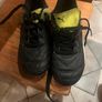 Kids puma football boots Image 3
