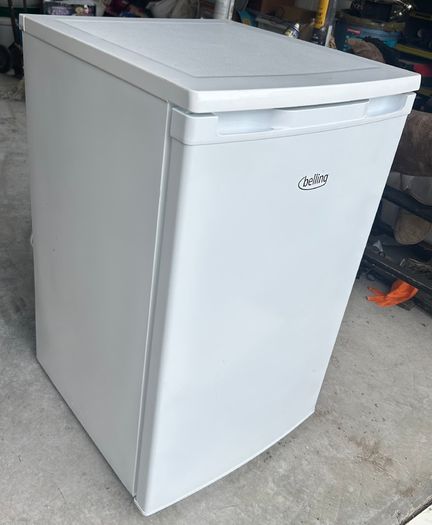 Belling under counter fridge