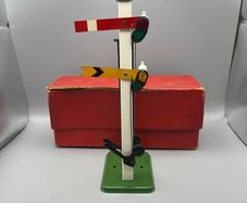 Hornby Series O Gauge No 2 Double Arm Signal - Nice Example - Boxed