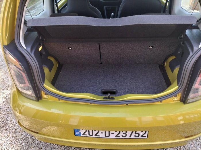 Volkswagen Up Automatic 2020