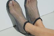 New slip-on net shoes
