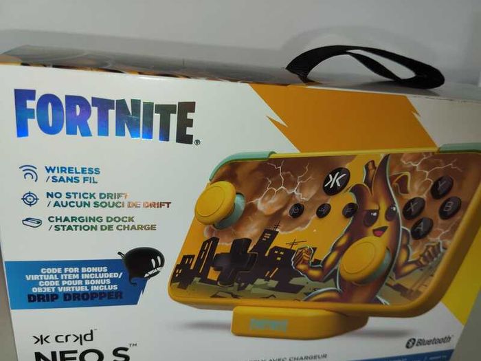 Switch Fortnite Wireless Controller  Charging Dock Brand New