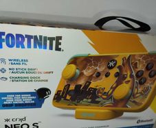 Switch Fortnite Wireless Controller  Charging Dock Brand New