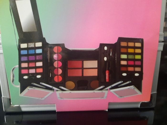 cosmetic make up case