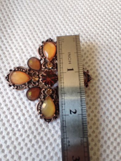 brooch