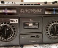 From 1977 Rare CROWN Studio Professionell GT, all function works good.