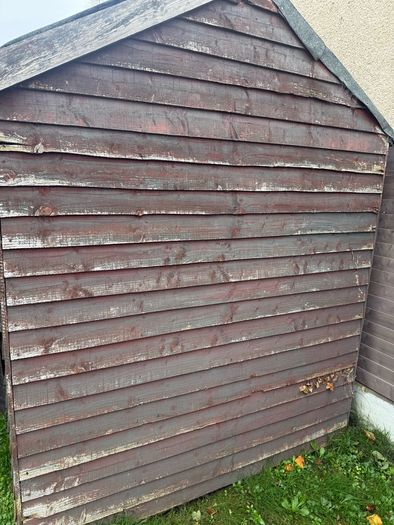 timber / wood / old shed