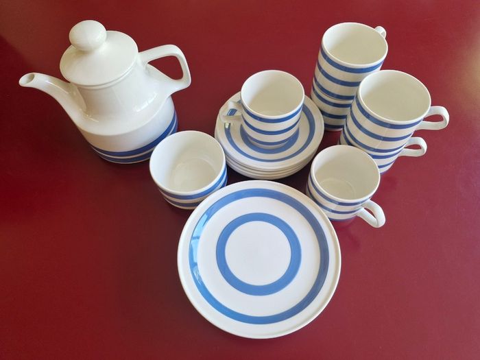 Vintage Blue & White Carrigaline Pottery Set