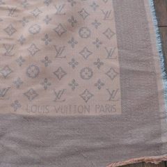 Large square scarf