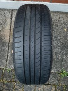 1 X Tyre 215/55 R18 95V Winrun R330 Part Worn 4,65 mm