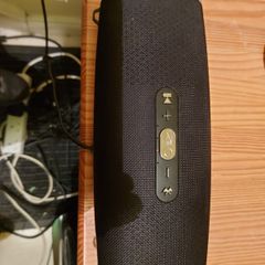 S5000 Bluetooth Speaker in excellent condition