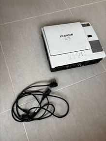 Hitachi Projector 2nd Hand