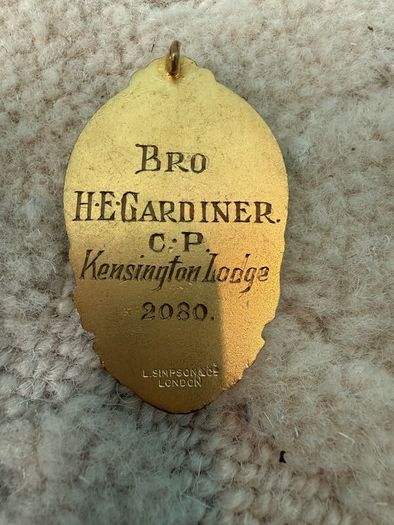 Bundle of 5 Vintage Religious and Fraternal Medals and Badges
